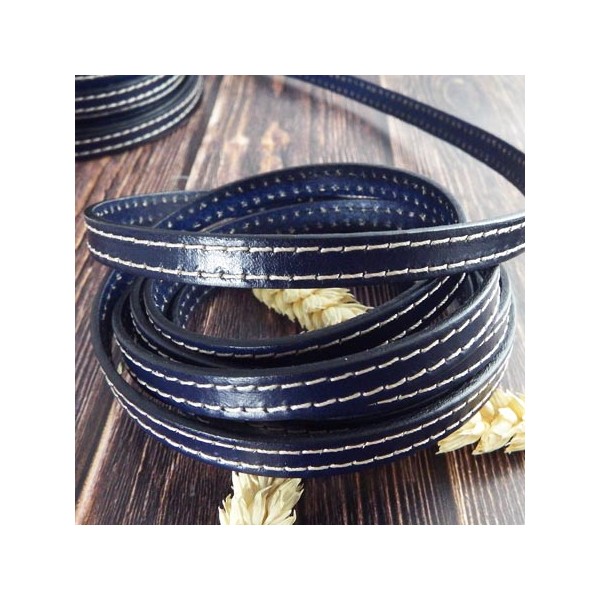 Cordon cuir plat 10mm bleu marine coutures blanches en gros