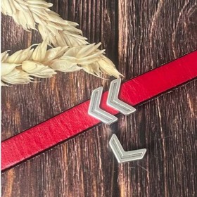 Passe cuir fleche ciselee plaque argent pour cuir plat 10mm