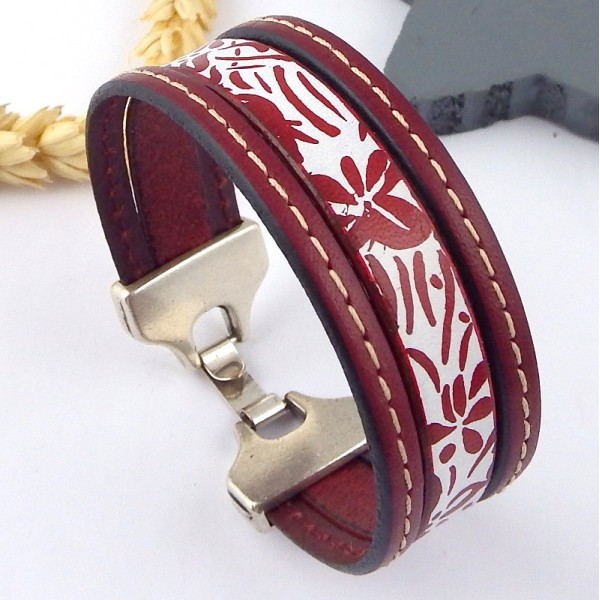 Bracelet cuir femme manchette réalisé avec cuir plat 5mm couture bordeaux 