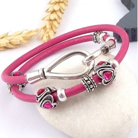 kit tuto bracelet cuir fuchsia 2 tours perles ethniques fuchsia et fermoir crochet original plaque argent