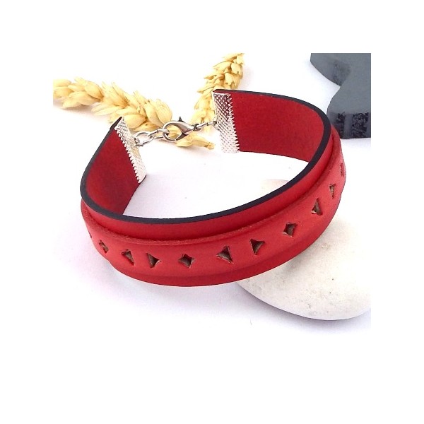 kit tutoriel bracelet cuir rouge triangles fermoir eco ajustable