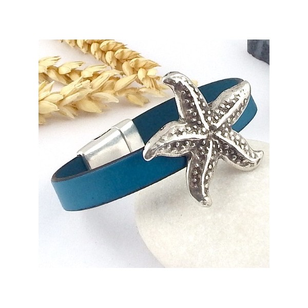 Cuir plat 10mm bleu outremer avec bracelet étoile