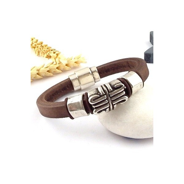 cuir ovale regaliz marron sur bracelet homme ethnique