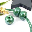 1 perle ronde ceramique artisanale bleu vert irise pour cuir 3mm