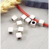 50 perles carrées design zamak argent pour cuir rond 3mm