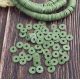 Perles Heishi vert olive