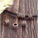 4 perles rondes ethniques zamak cuivre haute qualite interieur 4mm