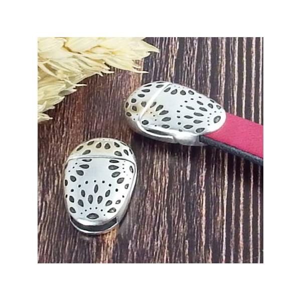 Fermoir magnetique ovale fleurs plaque argent pour cuir plat 10mm