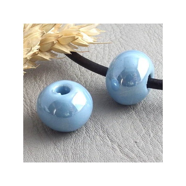 1 perle ronde ceramique artisanale bleu jean irisé pour cuir 3mm